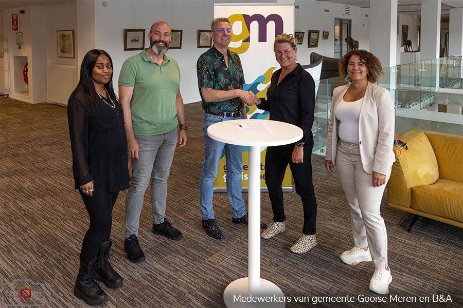 Medewerkers van gemeente Gooise Meren en B&A