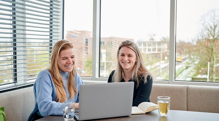 De waarde van junior consultants in HR-projecten