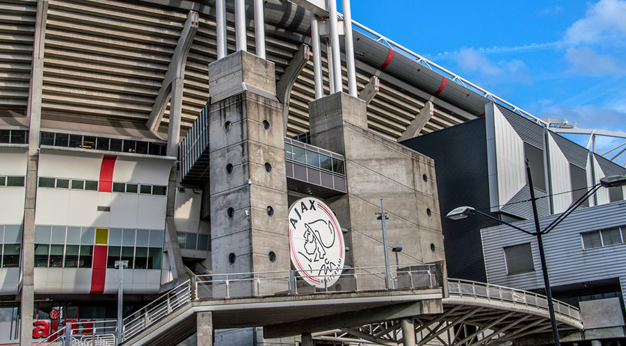 Ajax: ‘Geen aanwijzingen belangenverstrengeling Mislintat, wel vraagtekens’ Ajax: ‘Geen aanwijzingen belangenverstrengeling Mislintat, wel vraagtekens’