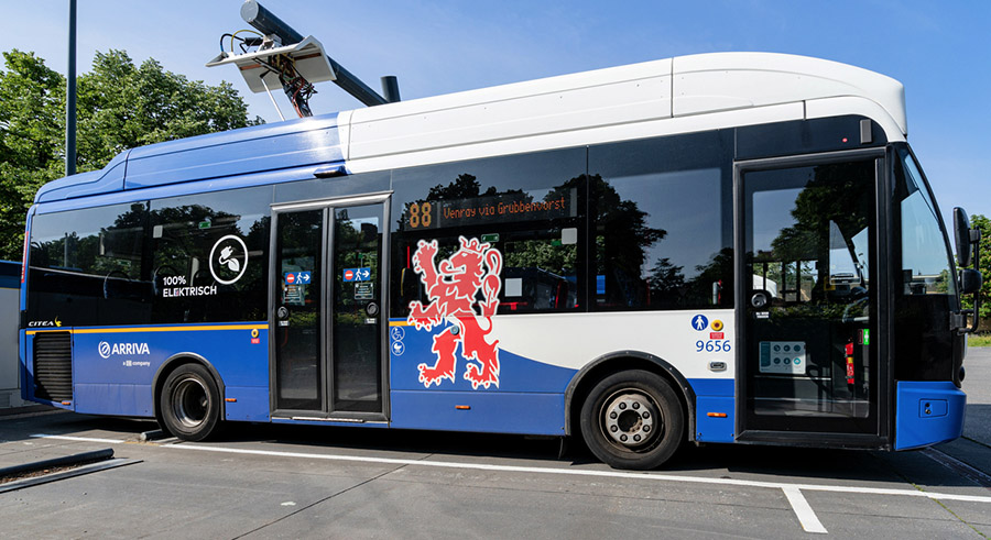 Limburgs openbaar vervoer verkeert in zwaar weer