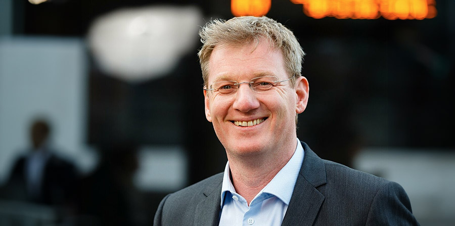 Publiek-private bekostiging als hulpmotor voor de groei van Brainport Eindhoven Publiek-private bekostiging als hulpmotor voor de groei van Brainport Eindhoven