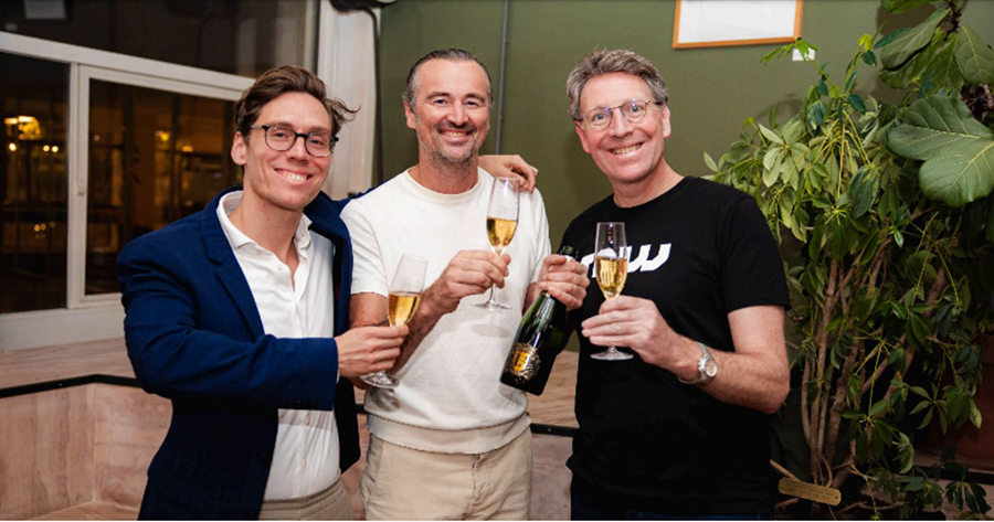 Arno Nijhof (TNW Programs), Boris Veldhuijzen van Zanten (TNW) and Pieter Paul van Oerle (nlmtd) Arno Nijhof (TNW Programs), Boris Veldhuijzen van Zanten (TNW) and Pieter Paul van Oerle (nlmtd)