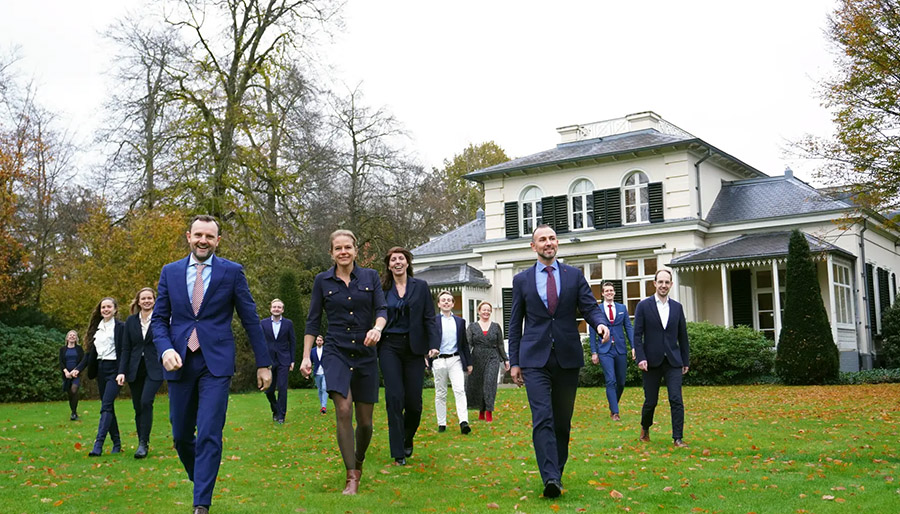 Matthias Brienen geeft na veertien jaar het stokje door bij jubilerend Larive International