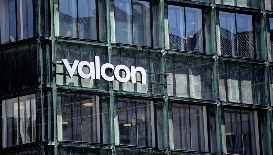 Michiel Droogsma (Valcon) over AI toepassingen en uitdagingen in de bankensector Michiel Droogsma (Valcon) over AI toepassingen en uitdagingen in de bankensector