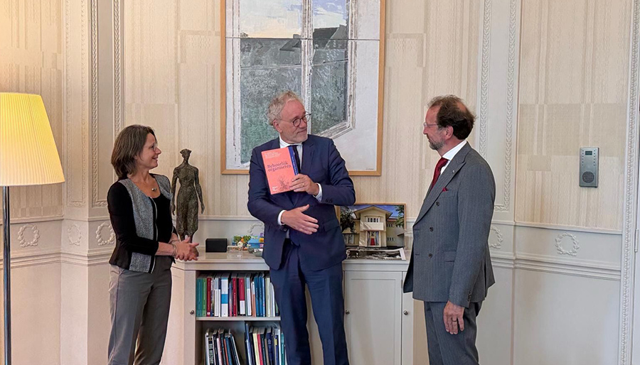 Alinda van Bruggen en Harry ter Braak brengen boek ‘Behoorlijk organiseren’ uit