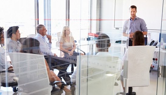 Twee rollen onderscheiden interne van externe adviseur