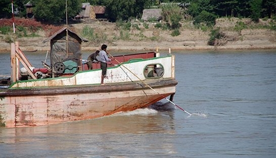 Consulting firms to execute navigability study Myanmar