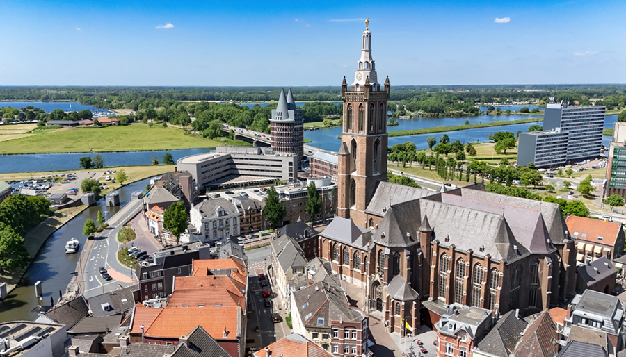Adviesbureau onderzoekt lokale omroepstrijd in gemeente Roermond