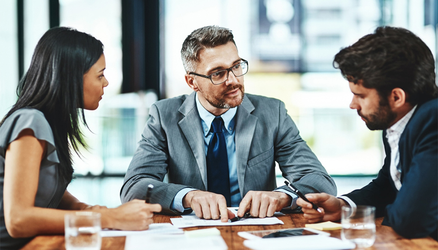 De juiste balans vinden: Micro-ondersteuning versus micromanagement