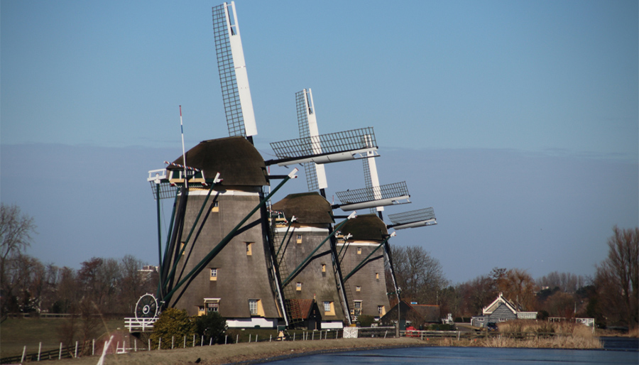 Pro 10 begeleidt grondverkoop voor seniorenwoningen in Stompwijk