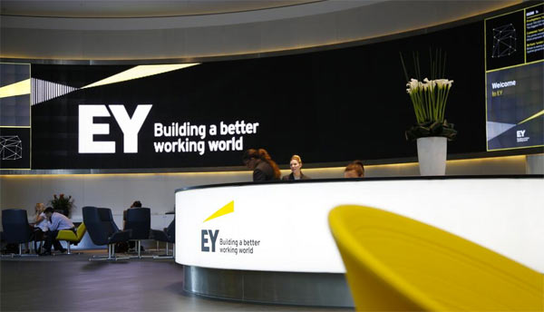 EY - Nieuw logo