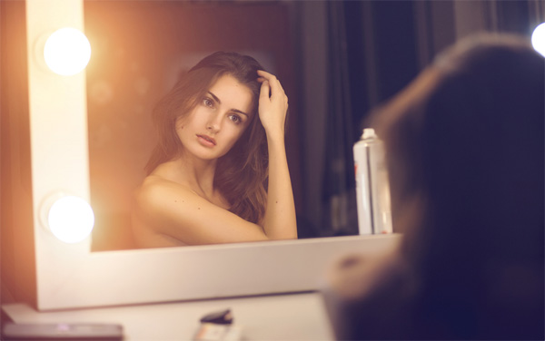 Pas op voor generatie Narcisme Pas op voor generatie Narcisme